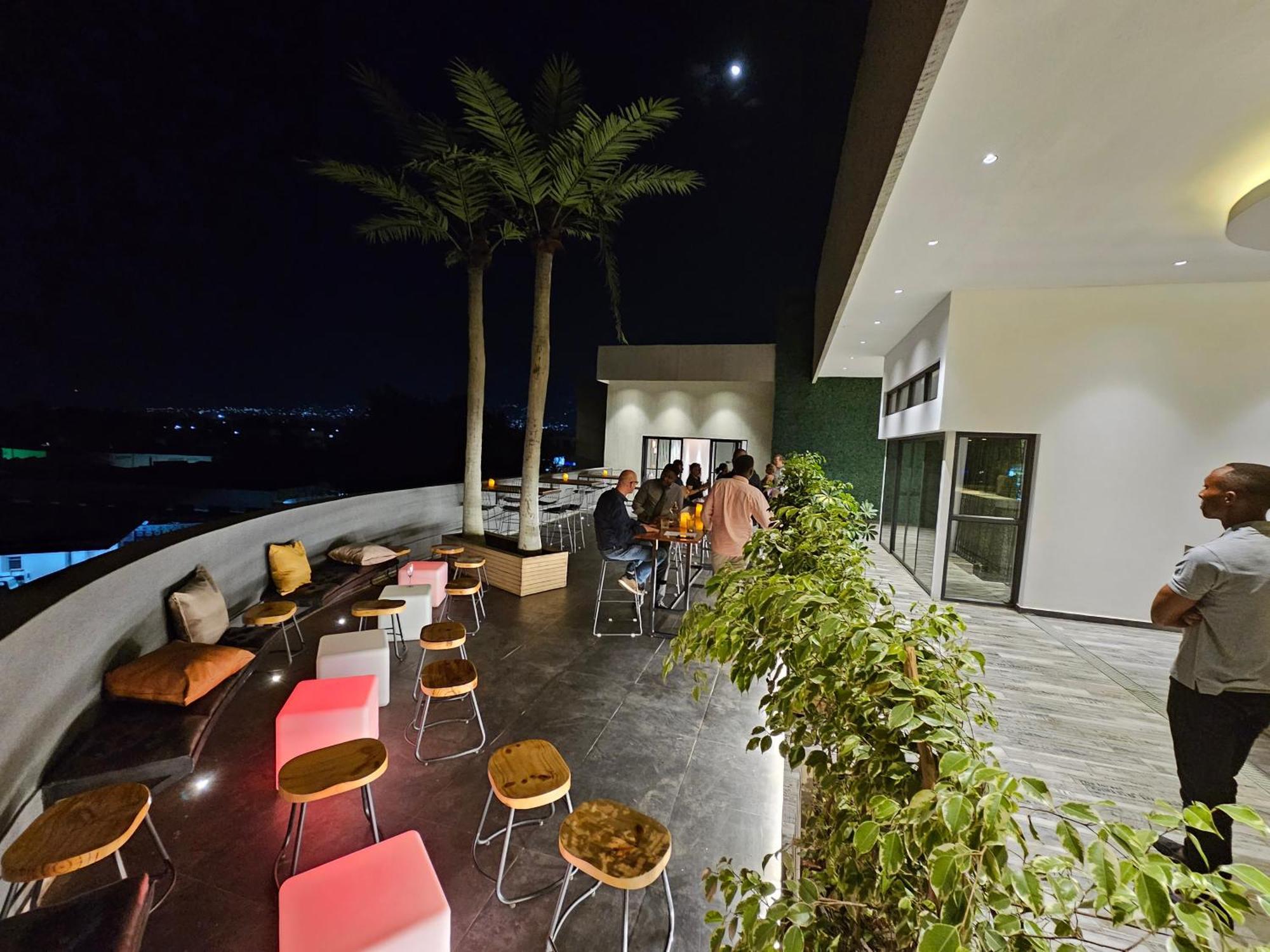 Burundi Palace Boutique Hotel บุจัมบุรา ภายนอก รูปภาพ