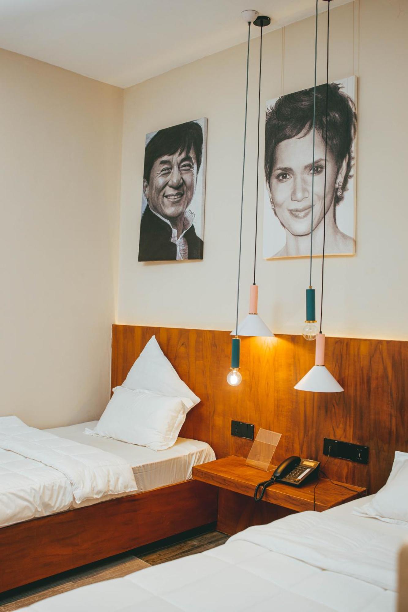 Burundi Palace Boutique Hotel บุจัมบุรา ภายนอก รูปภาพ