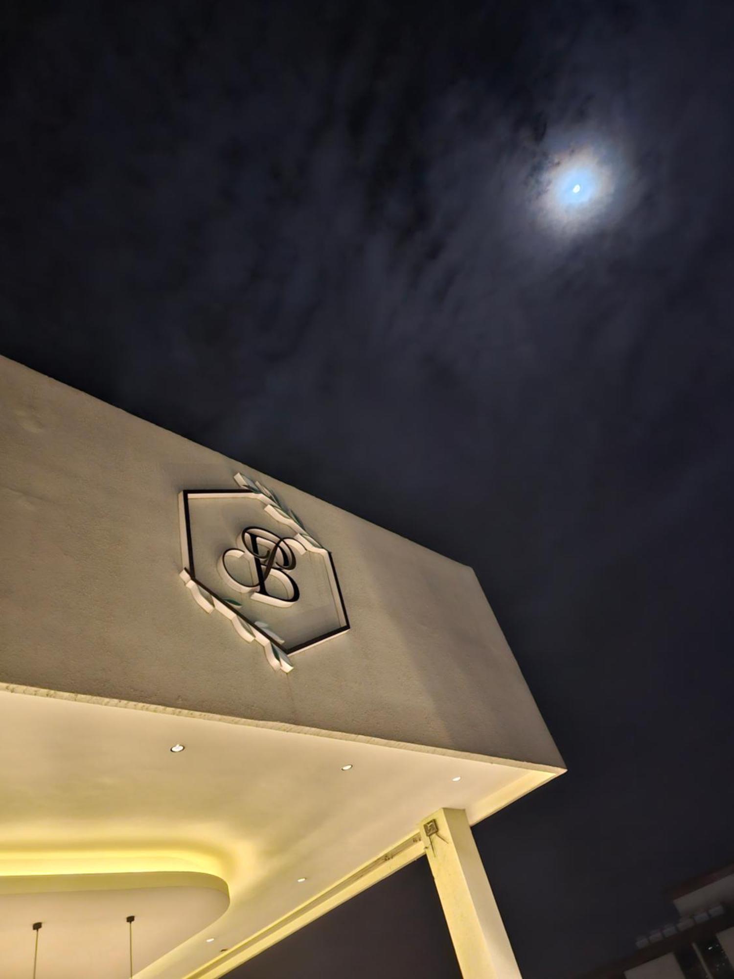 Burundi Palace Boutique Hotel บุจัมบุรา ภายนอก รูปภาพ